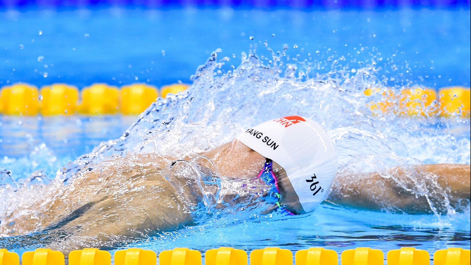 叶夫根尼娅·奇库诺娃突破极限实现自我超越，叶夫根尼·库兹涅佐夫