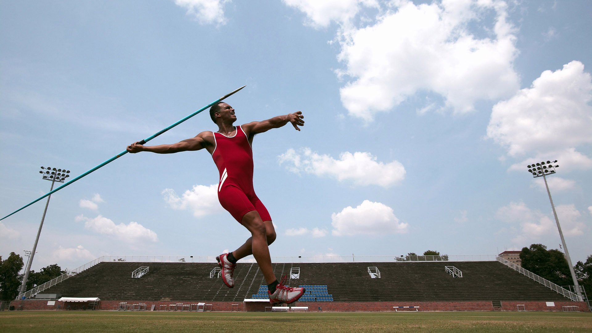 查默斯决赛表现引发媒体热议，查尔莫斯选秀